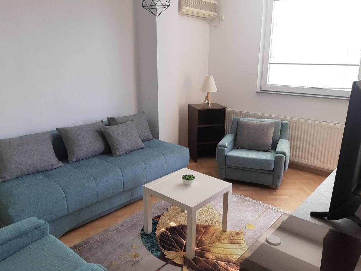 Iv2020 Apartment Üsküp Dış mekan fotoğraf